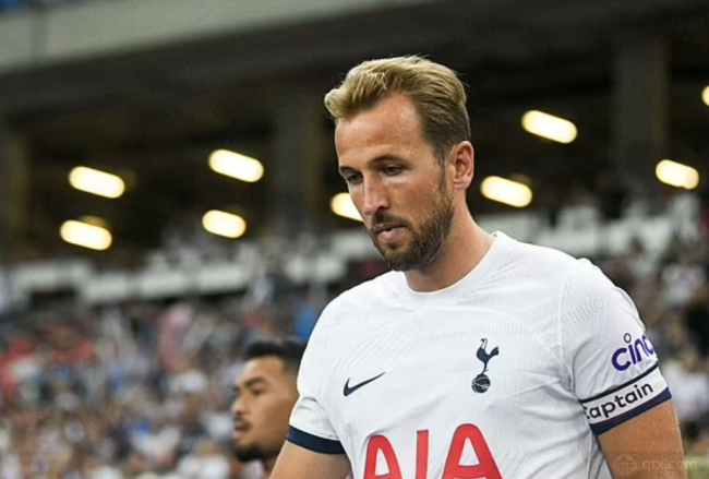 他憑藉一腳 他憑藉一腳