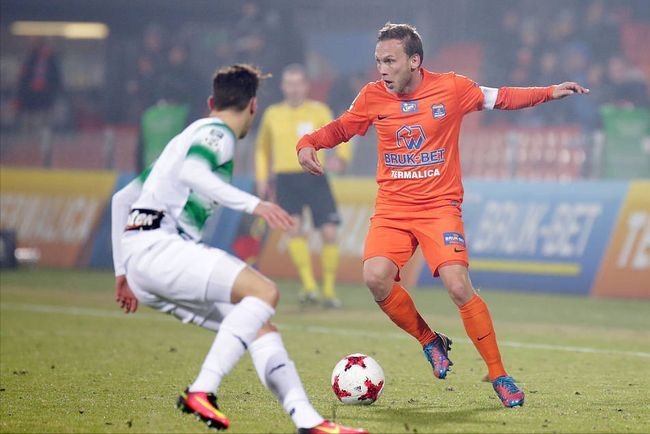 出场次数远 出场次数远