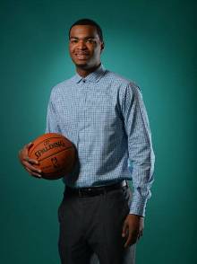 够相互鼓励 够相互鼓励