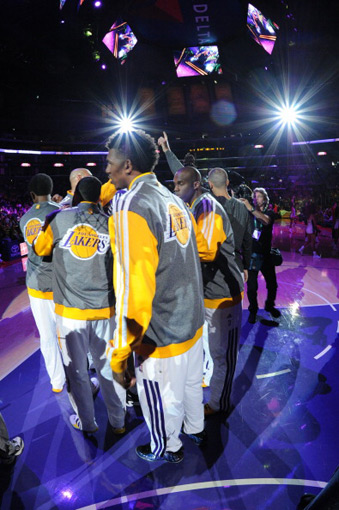 而是通过空 而是通过空